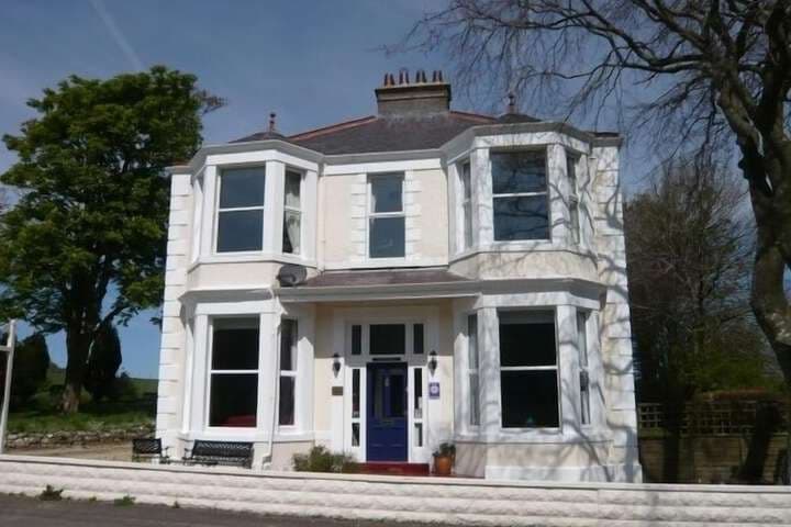 Link House photo 5