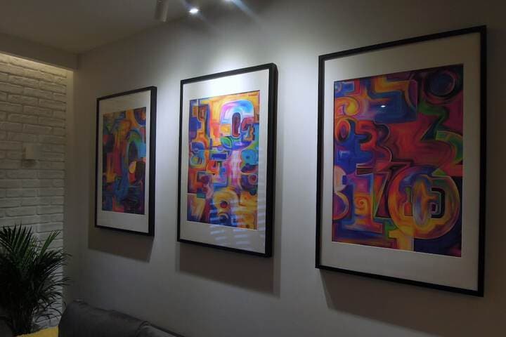 4UApart Apartment suite Picasso photo 2