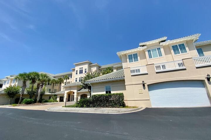 Barefoot Resort by Palmetto Vacations photo 2