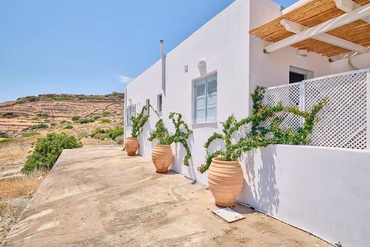 Milaki Kimolos photo 3