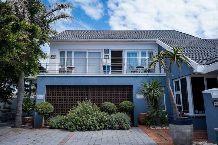 Admiralty Beach House photo 3