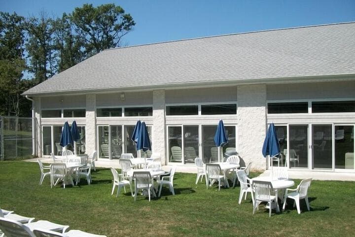 Eagle Village Resort photo 2