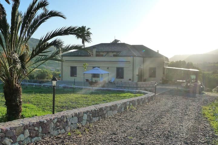 Magomadas destination view