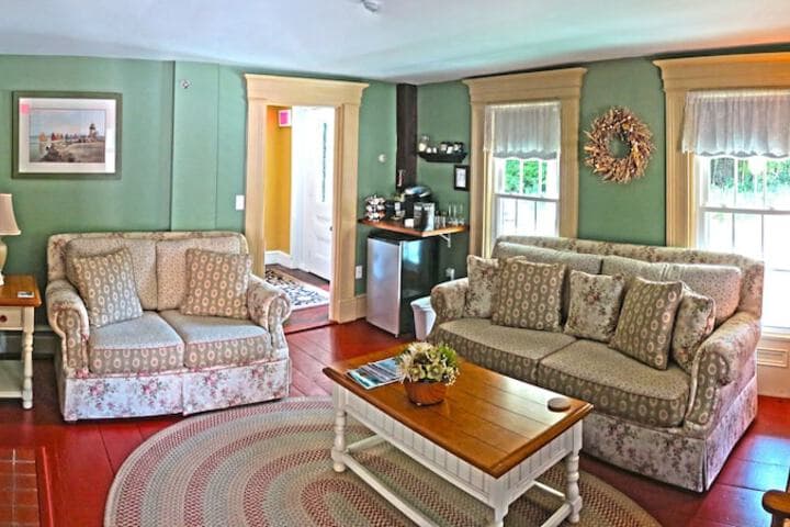 The Ballard House Inn photo 5