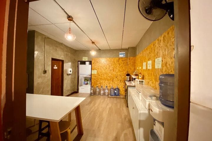 The Hive Hatyai Hostel photo 4