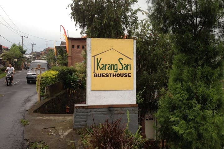 KARANG SARI Guesthouse & Restaurant photo 2