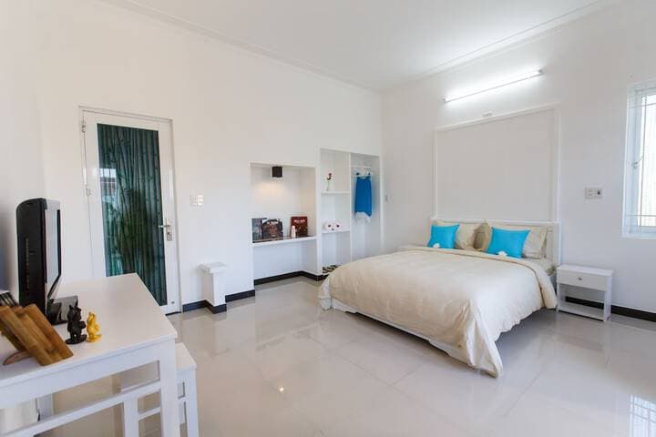 Retreat Home Hoian photo 5