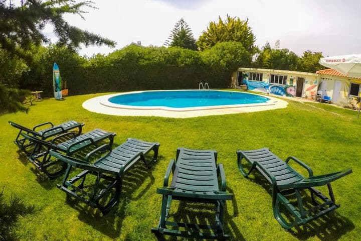 Carcavelos Surf Hostel photo 4