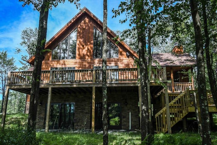 Maple Manor photo 1