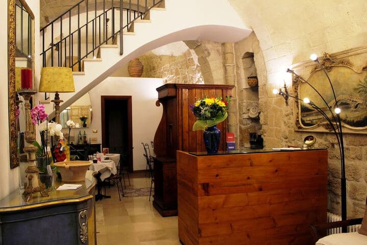 Isola del Borgo Antico destination view