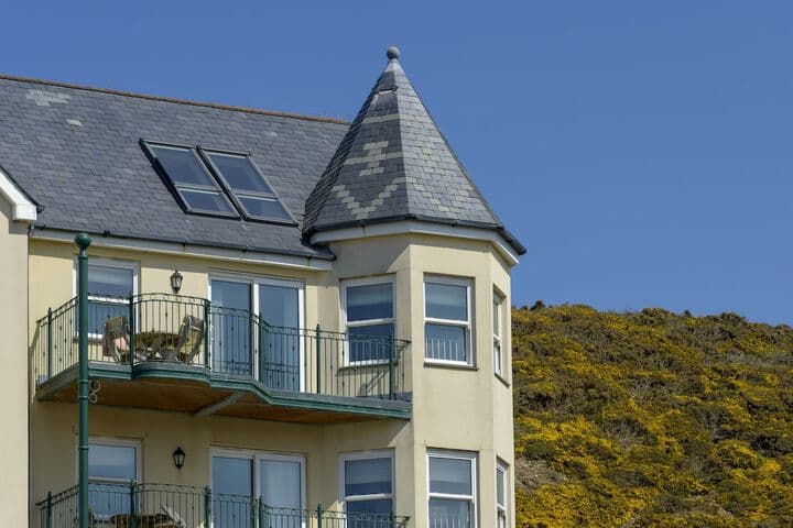 Beachcombers Apartments photo 5
