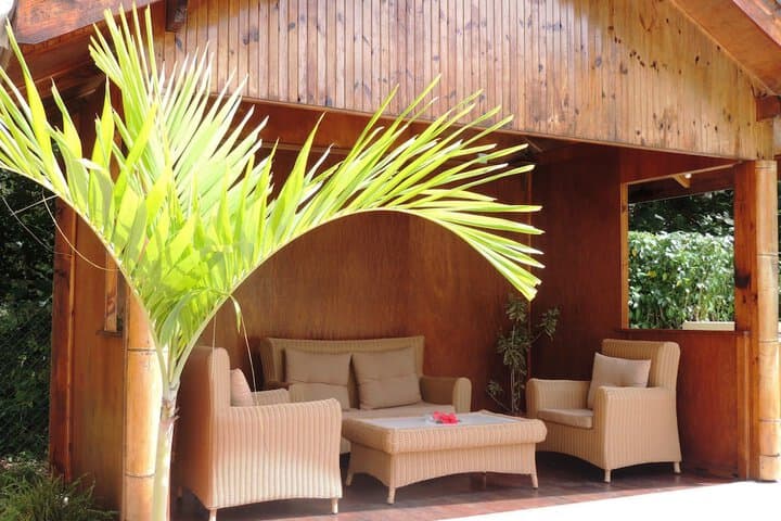 Reef Holiday Apartments photo 4