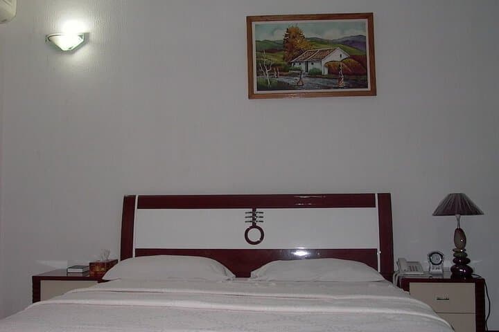 Eastoment Hotel photo 5