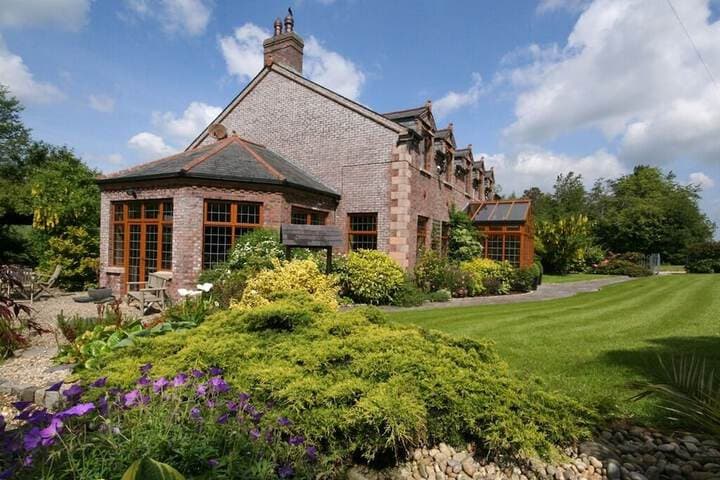 Blackwell House photo 3