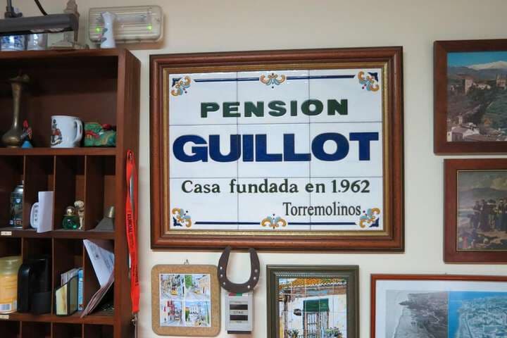 Hostal Guillot photo 2