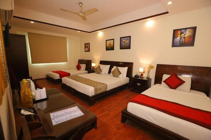 Hotel Mayur Assam New Delhi Railway Station photo 4