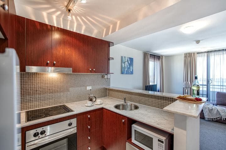 Park Regis Concierge Apartments photo 3