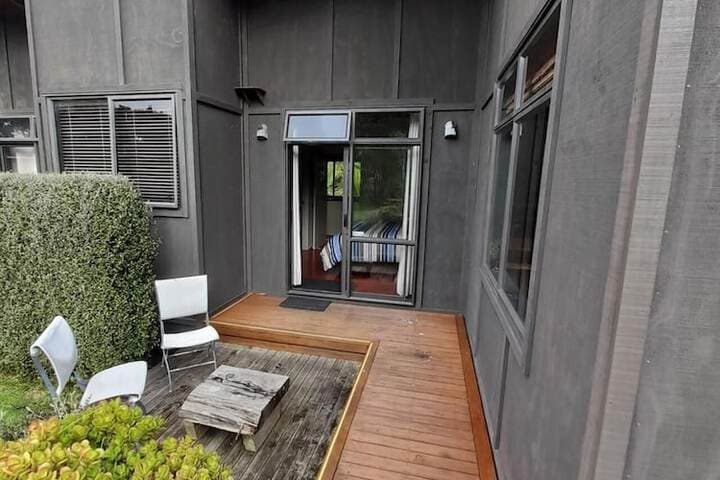 Piha Beachstay Hostel photo 2