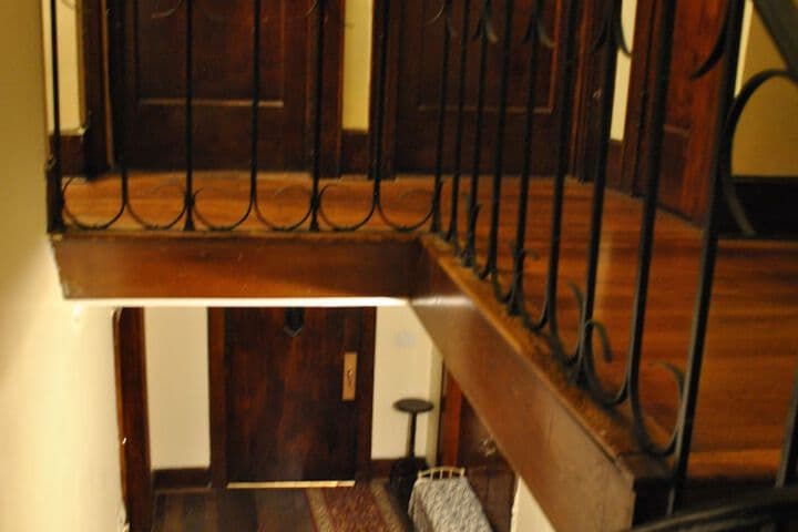 Newark Hansbury Multi Level House photo 4