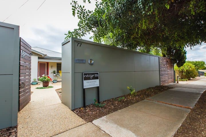 Indulge Homes 77 Olive photo 4
