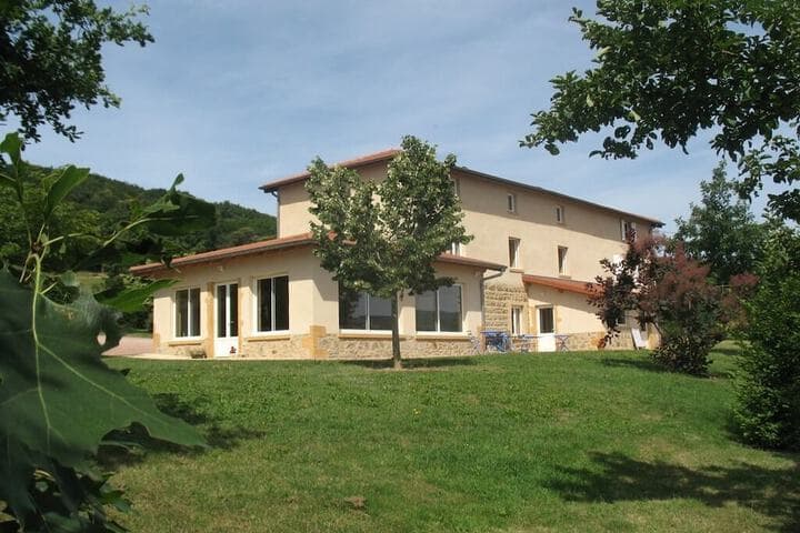 Oingt destination view