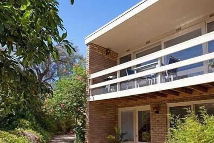 Bayside St. Johns Close photo 3