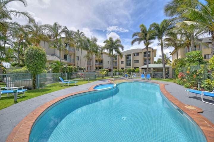 Pacific Place Apartments photo 5
