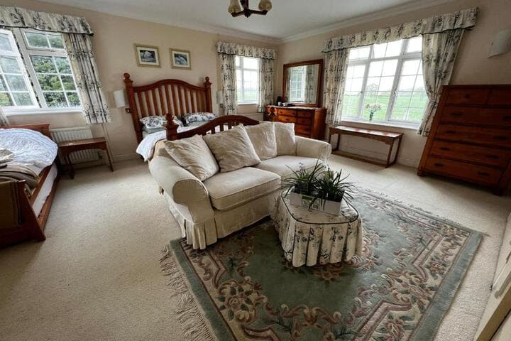 Plumpton House photo 2