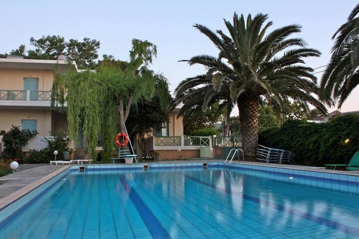 Cormoranos Apartments photo 3