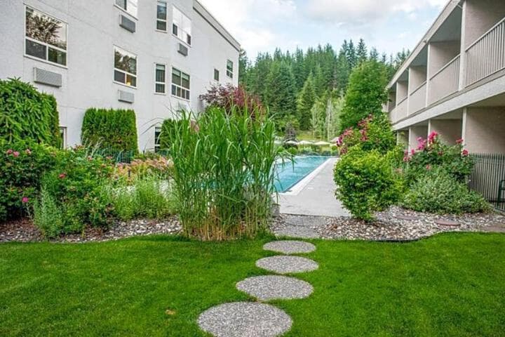 Hilltop Inn photo 1