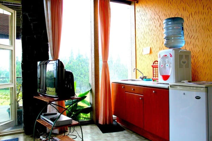 De Villa Istana Bunga by HouseinBandung photo 4
