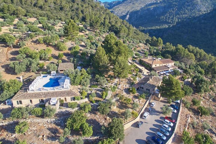 Finca Albellons photo 2