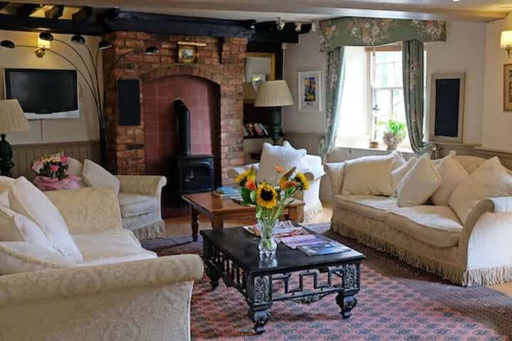 The Old Court Hotel photo 3