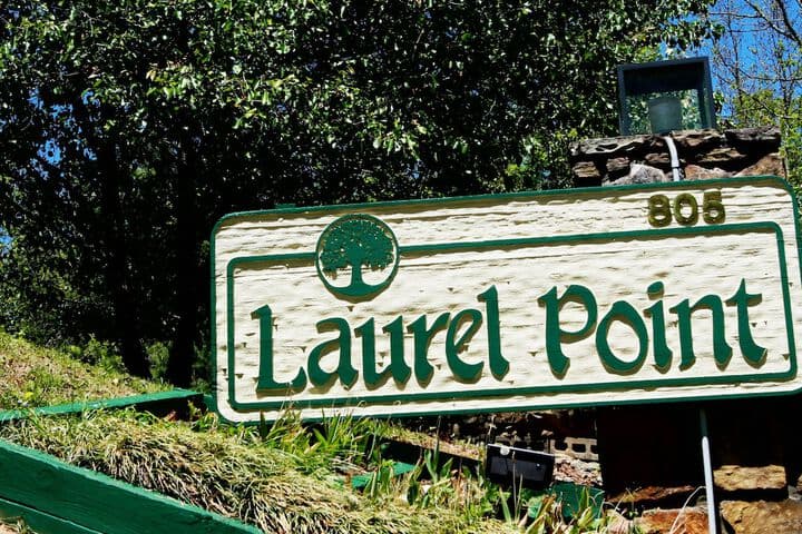 Laurel Point Resort photo 2