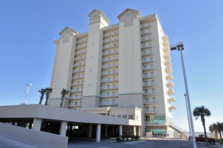 Crystal Shores by Wyndham Vacation Rentals photo 3