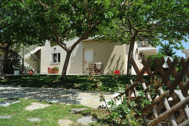 Triantafilia Guesthouse photo 2