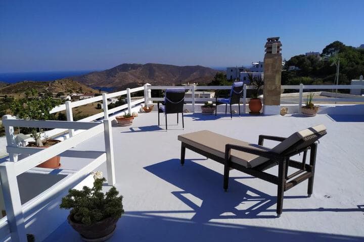Manos House in Chora photo 1