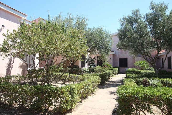 Marina Manna Hotel & Club Village photo 3