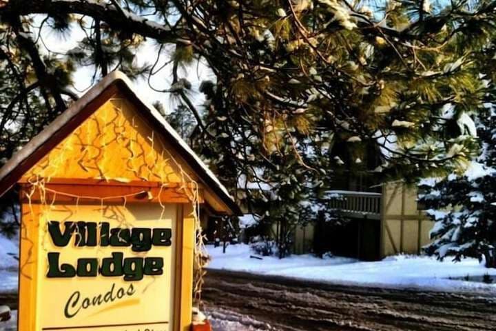 Village Lodge Condos photo 3