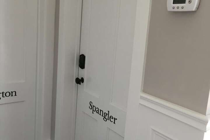 The Plainfield Inn photo 2