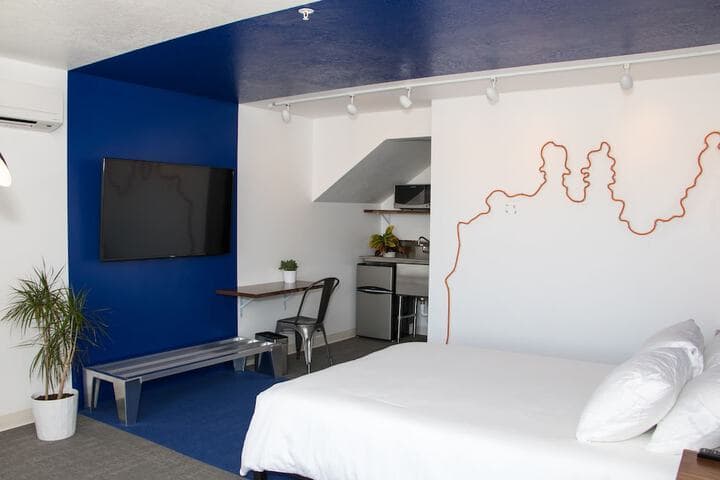 Skyfall Guestrooms photo 3