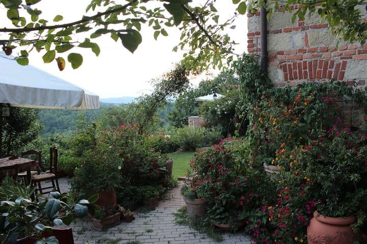 Camagna Monferrato destination view