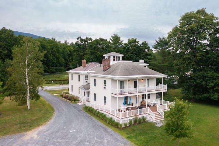 Hill Farm Inn photo 3
