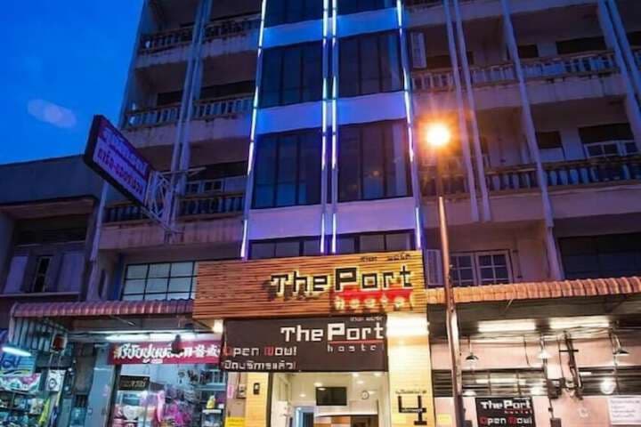 The Port Hostel by Suwatchai photo 5