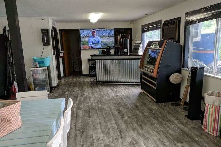 Lake Breeze Resort photo 4