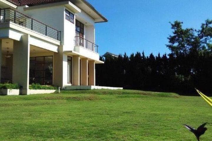 Villa Sophia Cimacan Puncak photo 4