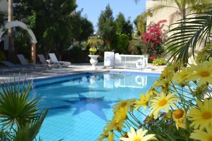 Irenes Apartments photo 3