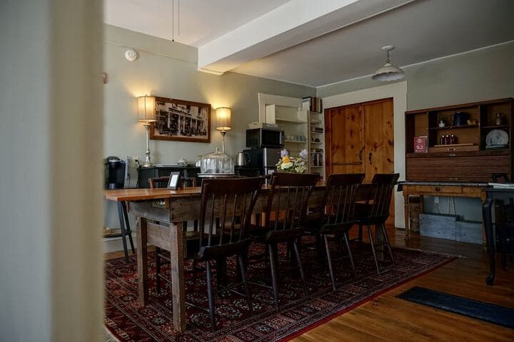 Harvest Barn Inn photo 5