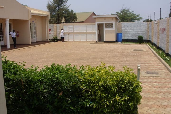 Lusaka Mosi-O Tunya Executive Lodge photo 2