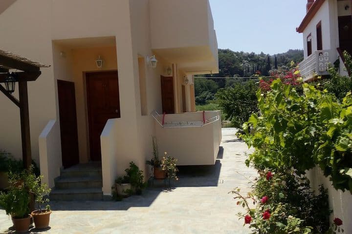 Tarsanas Apartments photo 2
